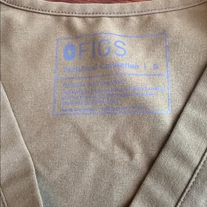 Figs women’s technical olive scrub top size small thumbnail 5