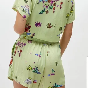 Obey doodles shorts green bug print nwt spring logo casual art host pick thumbnail 3