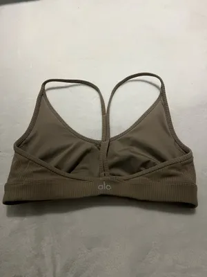 Alo Airlift Yoga Bra Intrigue Sports thumbnail 2