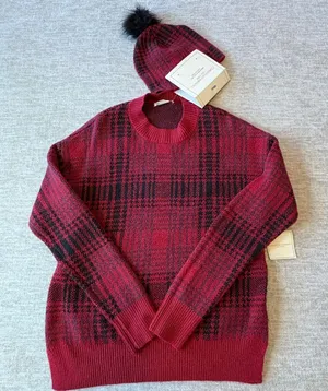 Christian‎ Siriano Red Black Plaid Crew Neck Long Sleeve Knit Sweater Beanie Set thumbnail 1