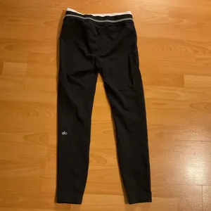 Alo Yoga Airbrush High-Waist 7/8 Better Together Legging Black/White M thumbnail 5