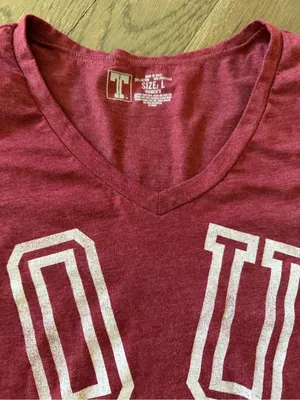 Oklahoma Sooners Women's Garnet V-Neck Tee - OU Boomer Sooner Sz Large thumbnail 3