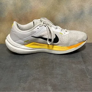 Nike Zoom Winflo 10 Women's White Running Shoes Size 11M thumbnail 11