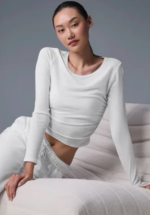 Alo Yoga Gather Long Sleeve White Ribbed Ruched Crop Top XS thumbnail 1