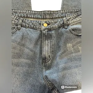 Women’s Distressed Jeans Size XL thumbnail 3