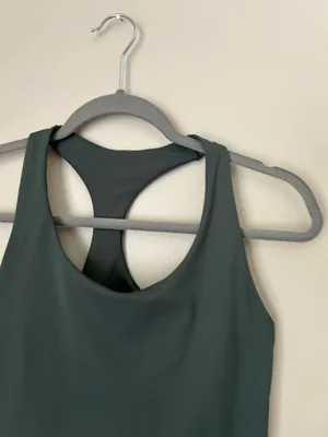 Old Navy Active Tank Top  thumbnail 2