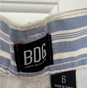 Urban Outfitters Shorts BDG thumbnail 2