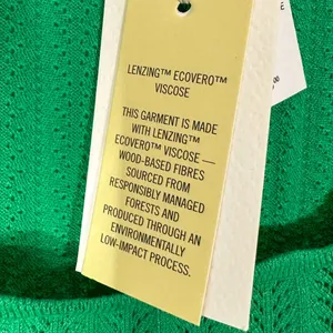 Wilfred Aritzia Alien Green Sweater Crop Top, NWT, Size Medium, MSRP $78 thumbnail 10