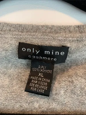 Only Mine cashmere sweater sz xl rhinestones crewneck old money preppy y2k * thumbnail 2