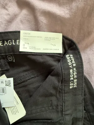 American Eagle Super High-Rise Baggy Wide-Leg Cargo thumbnail 3