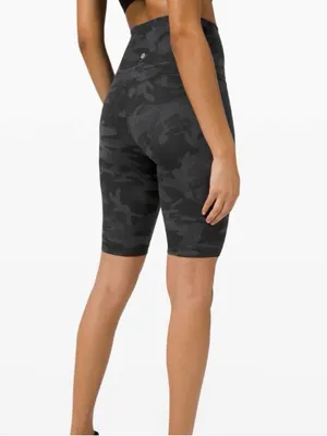 Lululemon Align Super High Rise Shorts 10”, Incognito Camo Multi Grey, Size 6 thumbnail 2