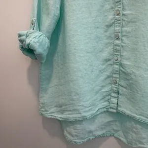 C&C California Women's Small 100% Linen Button Up Shirt Aqua Roll Tab Sleeve thumbnail 5