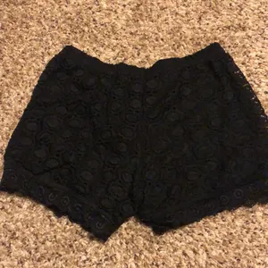 ❤️ Romwe stretchy lace shorts thumbnail 2