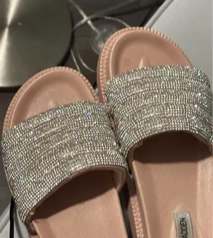 Steve Madden sandals or rhinestones size 8 thumbnail 3