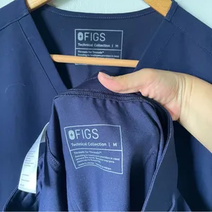 Figs Navy Blue Scrub Set-High Waisted Down Scrub Pants and Top thumbnail 9