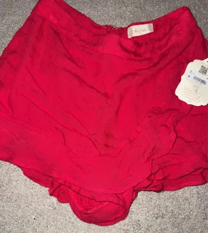 NWT Altar’d State Red Skort Size Small Zip Back thumbnail 4