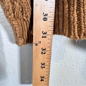 Free People Brown Cable Knit Chunky Oversized Sweater Womens L Fall Cozy Classic thumbnail 5