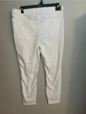American Eagle White‎ Distressed Skinny Jeans thumbnail 2