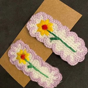 ROMWE Anime 2pcs Floral Embroidery Hair Clip - 256 thumbnail 1