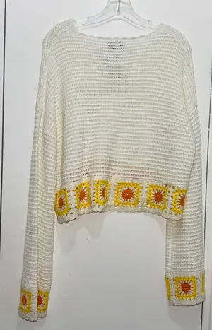 Sincerely Jules Ivory Crochet Floral Cropped Boxy Sweater Size L thumbnail 2