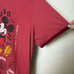 Disney Store Red Mickey NYC Graphic Tee size XL thumbnail 4