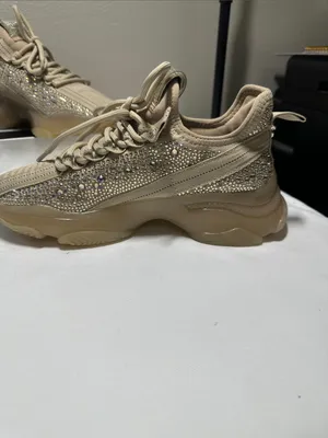 Women's Beige Sneaker with Rhinestone Detail Sz 7.5 Steve Madden Maxima like new thumbnail 6