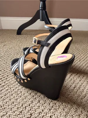 Jessica Simpson Tellira Black and White Leather Platform Strap Wedge Sandals thumbnail 4