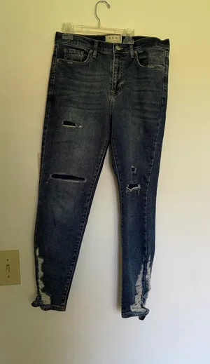 WE THE FREE free people Distressed Jeans thumbnail 1