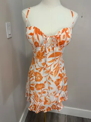 NEW NWT 12th Tribe Belle Floral Mini Dress - Size Medium thumbnail 3