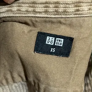 Uniqlo tan corduroy button up shirt thumbnail 7