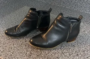 Lucky Brand Black Leather Side-Zip Ankle Booties thumbnail 1