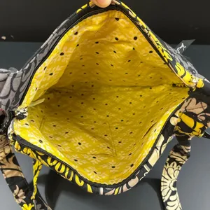 Vera Bradley Women's Black/Yellow Purse/Crossbody SKU 5007 thumbnail 5