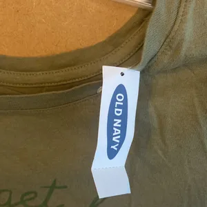 NWT Old Navy “let’s get lost” tshirt M thumbnail 5