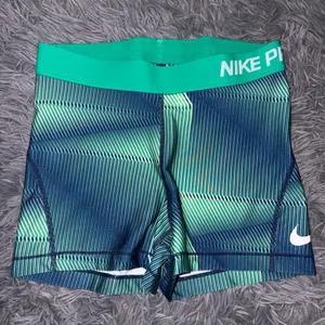 Nike Pro Spandex 3" thumbnail 1