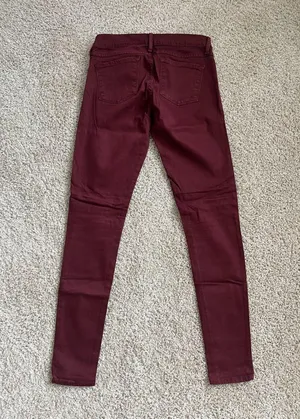 Vervet Flying Monkey maroon colored skinny jeans thumbnail 2