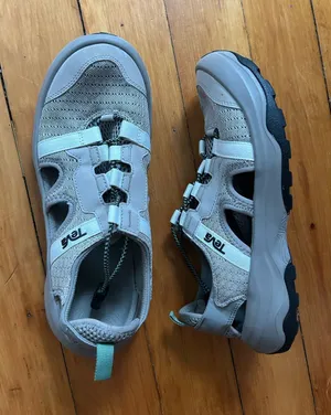 Teva Women's Outflow CT Hiking Water Sandals 9.5 thumbnail 1