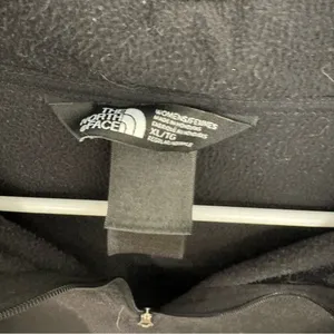 The North Face Black Quarter-Zip Fleece thumbnail 3