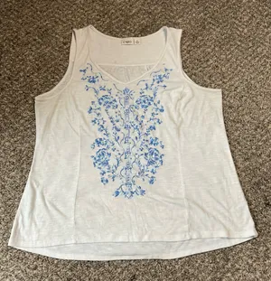 Cato Women's XL Tank thumbnail 1
