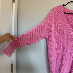 Aerie Womens Pink Cable Knit V-Neck Sweater 100% Cotton Relaxed Fit Small Fall thumbnail 3