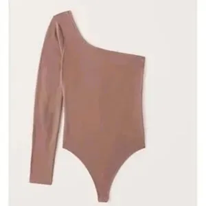 Le lis tan Ribbed one shoulder stretchy bodysuit‎ thumbnail 6
