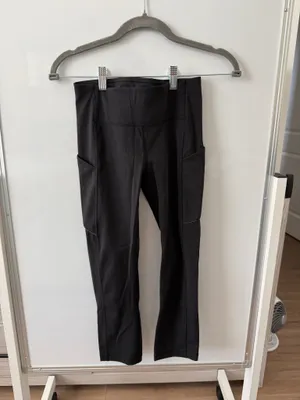 Lululemon Cropped Leggings thumbnail 3