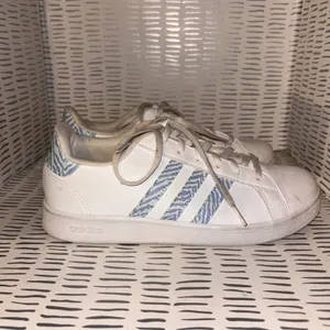 Adidas Grand Court Zebra Stripe White Purple Mint Sneakers Womens 6.5 Streetwear thumbnail 4
