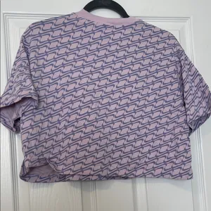 Nike Lavender Wave-Print Cropped Tee thumbnail 2