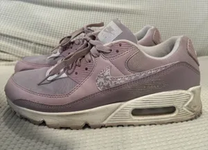Nike Air Max Sneakers Women’s thumbnail 1