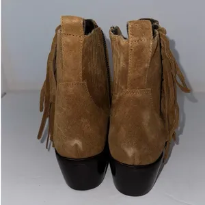 NWOT Donald Pliner MONA Brown‎ Suede Fringe Ankle Booties 9M Side Zip Leather thumbnail 4