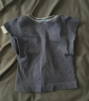 Urban Outfitters Top thumbnail 2