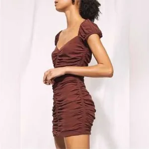 Wilfred‎ Aritzia Ruched Cap Sleeve Mini Dress Wine Red Bodycon thumbnail 3