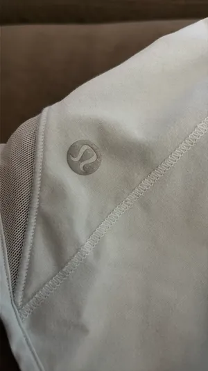 Powder Blue Lululemon Hotty Hot Shorts 2.5" size 0 thumbnail 5