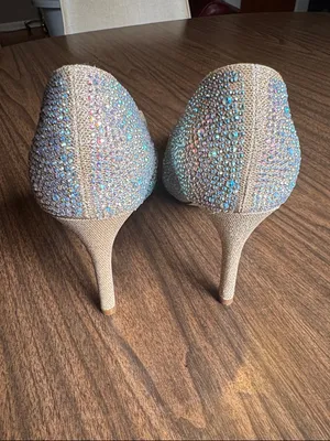 De Blossom Collection Crystal Embellished Iridescent Pointed Toe Pumps Size 8 Heels thumbnail 5