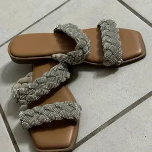 Sincerely Jules Women Silver Sparkle Rhinestone Slides Size 9.‎ thumbnail 6